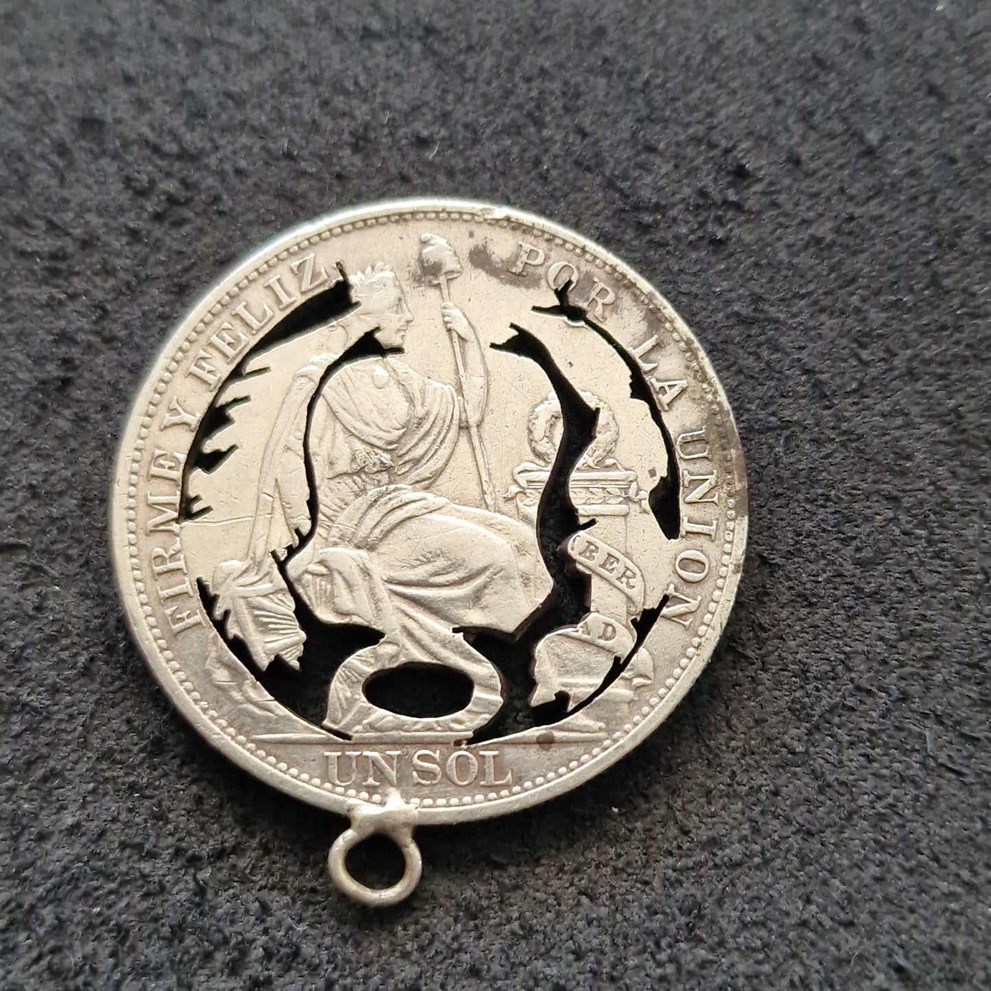 1896 Peru Silver One Sol – Cutout Pendant