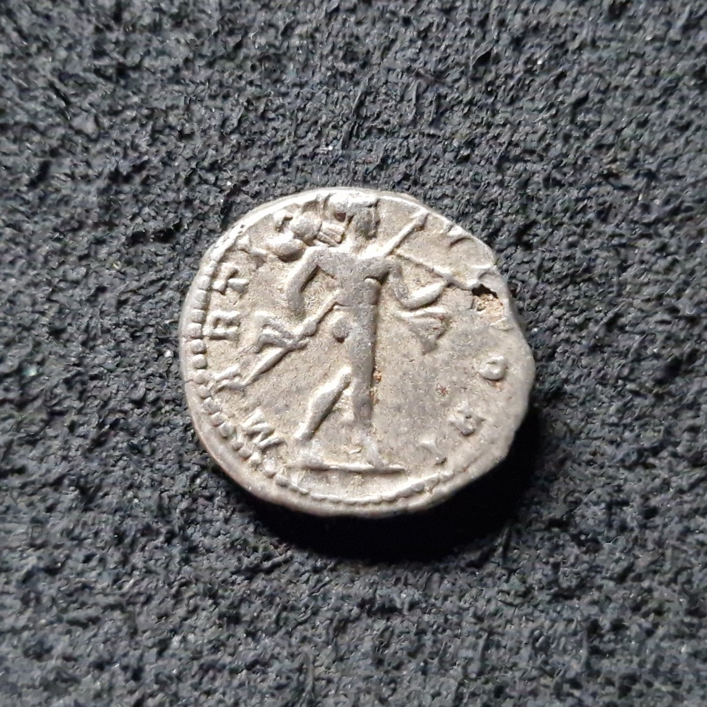 Caracalla Denarius. 198 AD - Mars