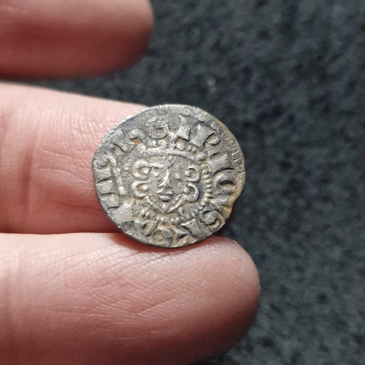 Henry III - Voided Long Cross Silver Penny - Class 5b2